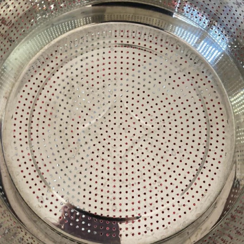 Colander - Picture 2 of 6